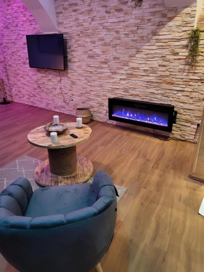 Le Spa De La Cathedrale - Jacuzzi - Sauna - Champagne - Netflix - Wifi トロワ エクステリア 写真
