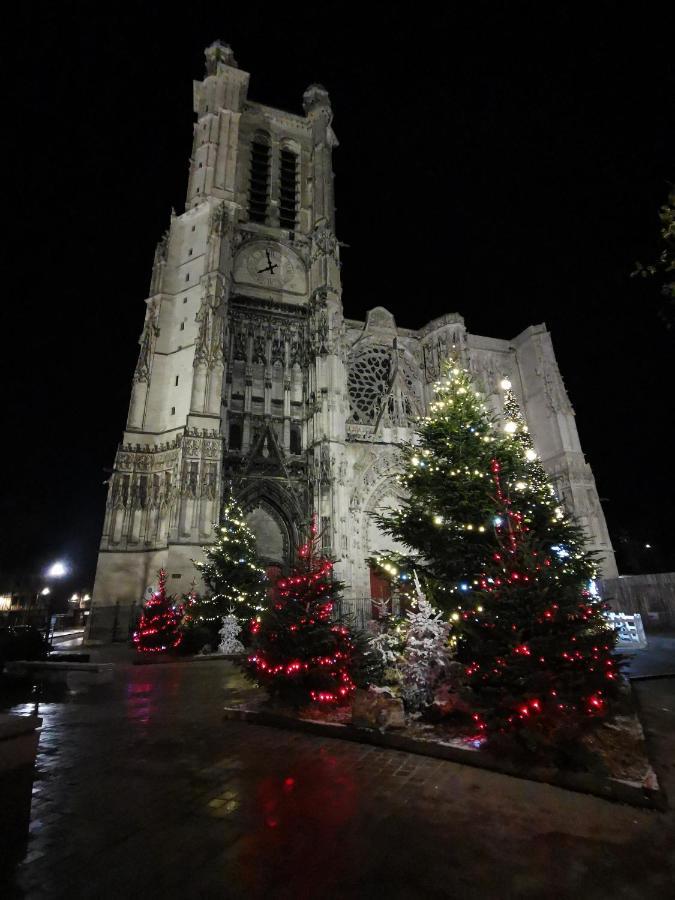 Le Spa De La Cathedrale - Jacuzzi - Sauna - Champagne - Netflix - Wifi トロワ エクステリア 写真