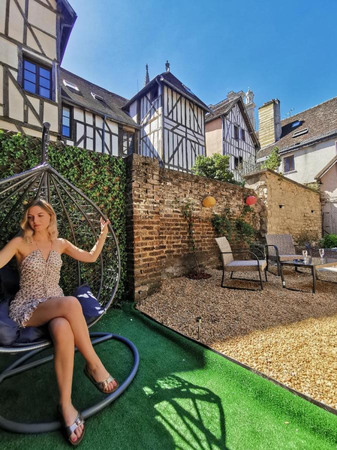 Le Spa De La Cathedrale - Jacuzzi - Sauna - Champagne - Netflix - Wifi トロワ エクステリア 写真