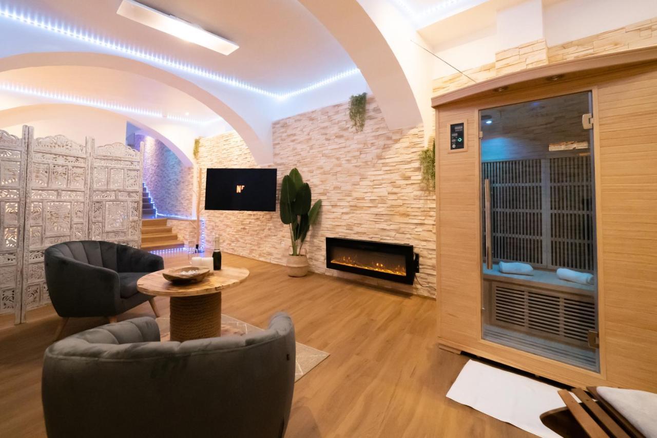Le Spa De La Cathedrale - Jacuzzi - Sauna - Champagne - Netflix - Wifi トロワ エクステリア 写真
