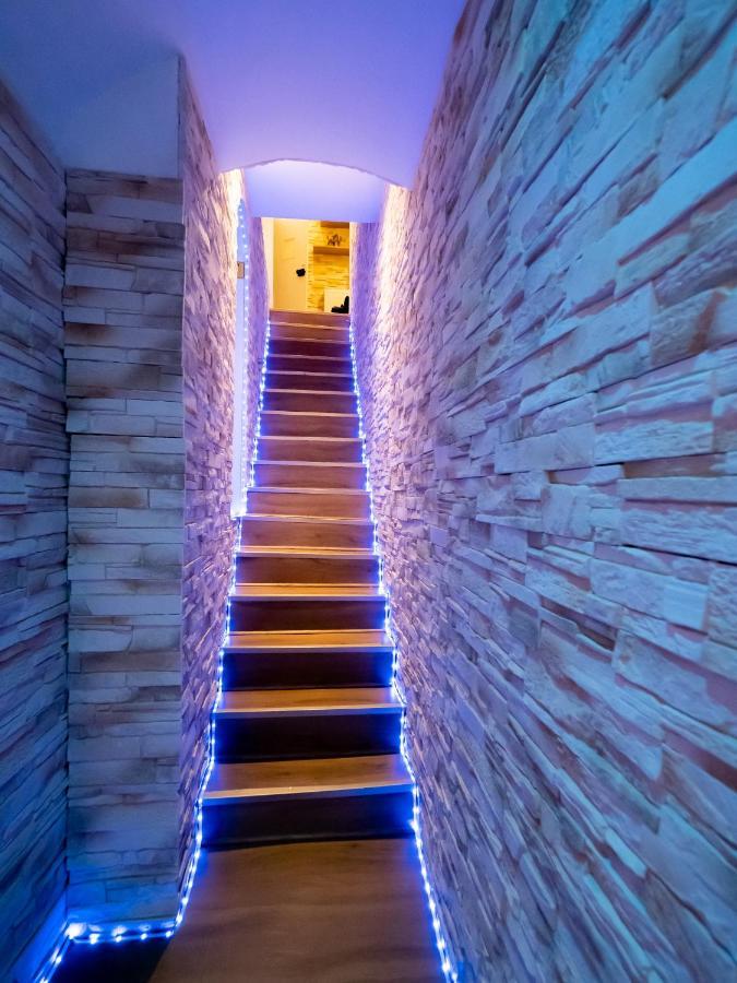 Le Spa De La Cathedrale - Jacuzzi - Sauna - Champagne - Netflix - Wifi トロワ エクステリア 写真