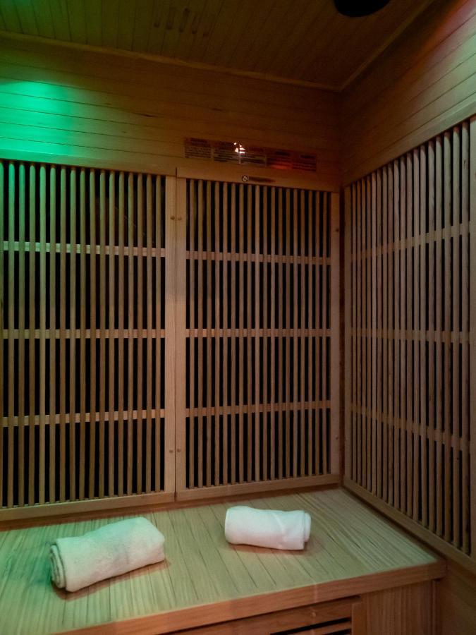 Le Spa De La Cathedrale - Jacuzzi - Sauna - Champagne - Netflix - Wifi トロワ エクステリア 写真